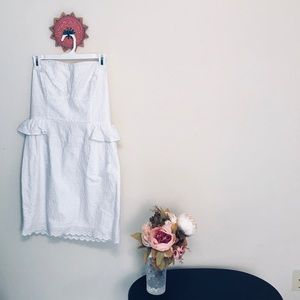 Lilly Pulitzer strapless white lace peplum dress